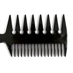 PEINE TRIPLE FUNCION PLASTICO/ ESQUELETO - 618082 - Master